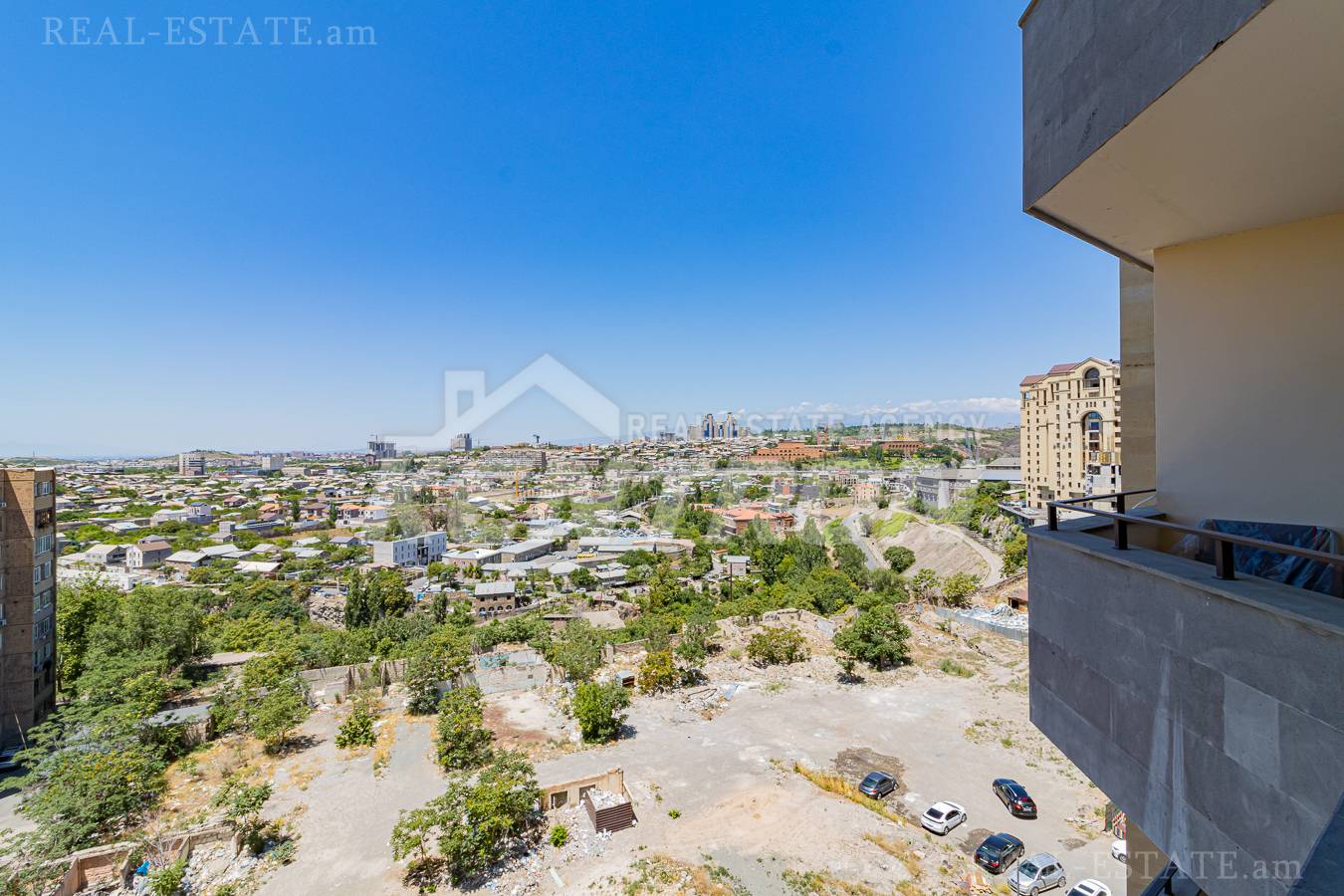Купить 1 комнатную квартиру Аргишти ул, Центр Ереван, 136586