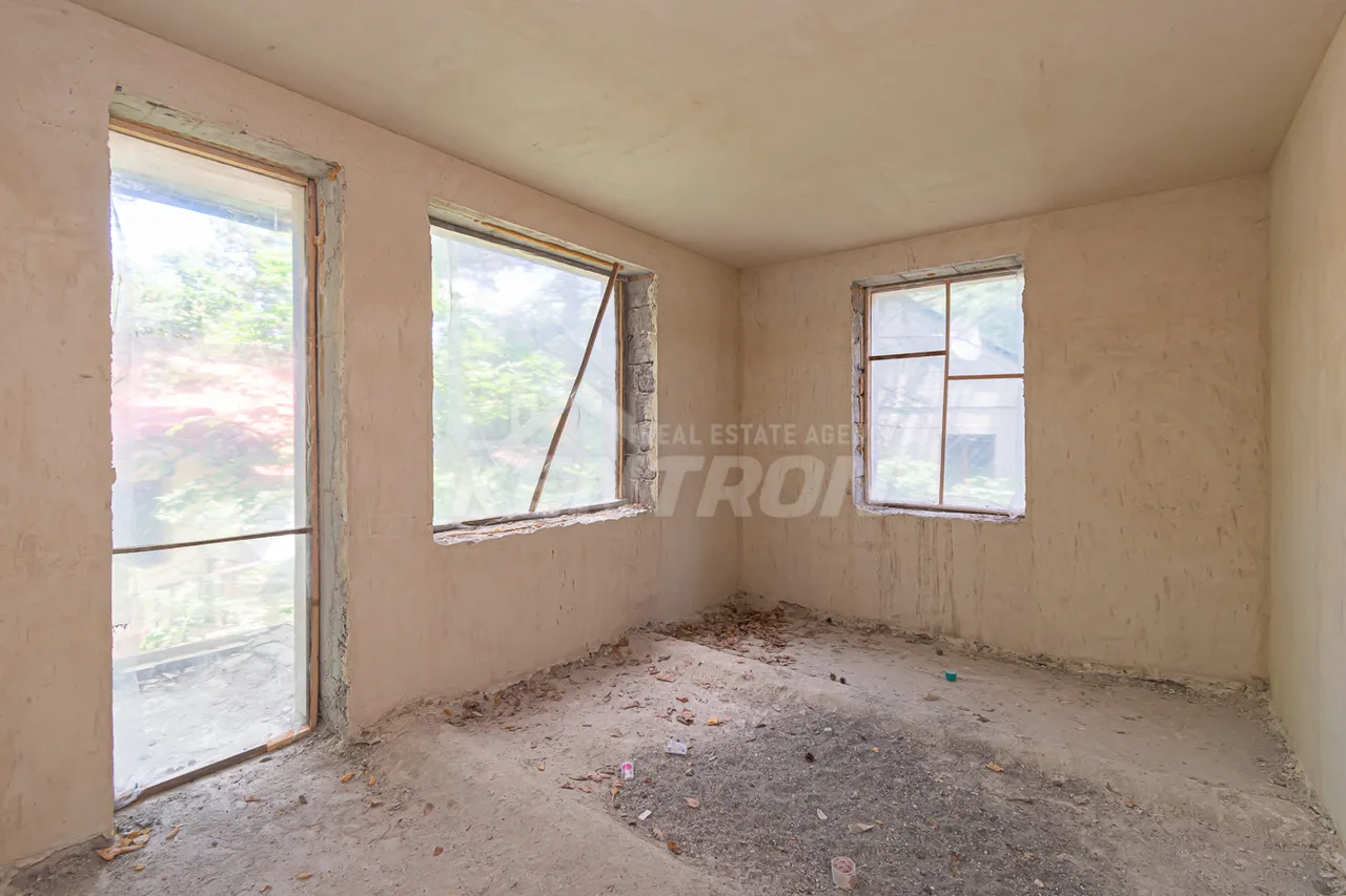 House for sale V. Harutyunyan street, Tsaghkadzor Kotayk, 157255