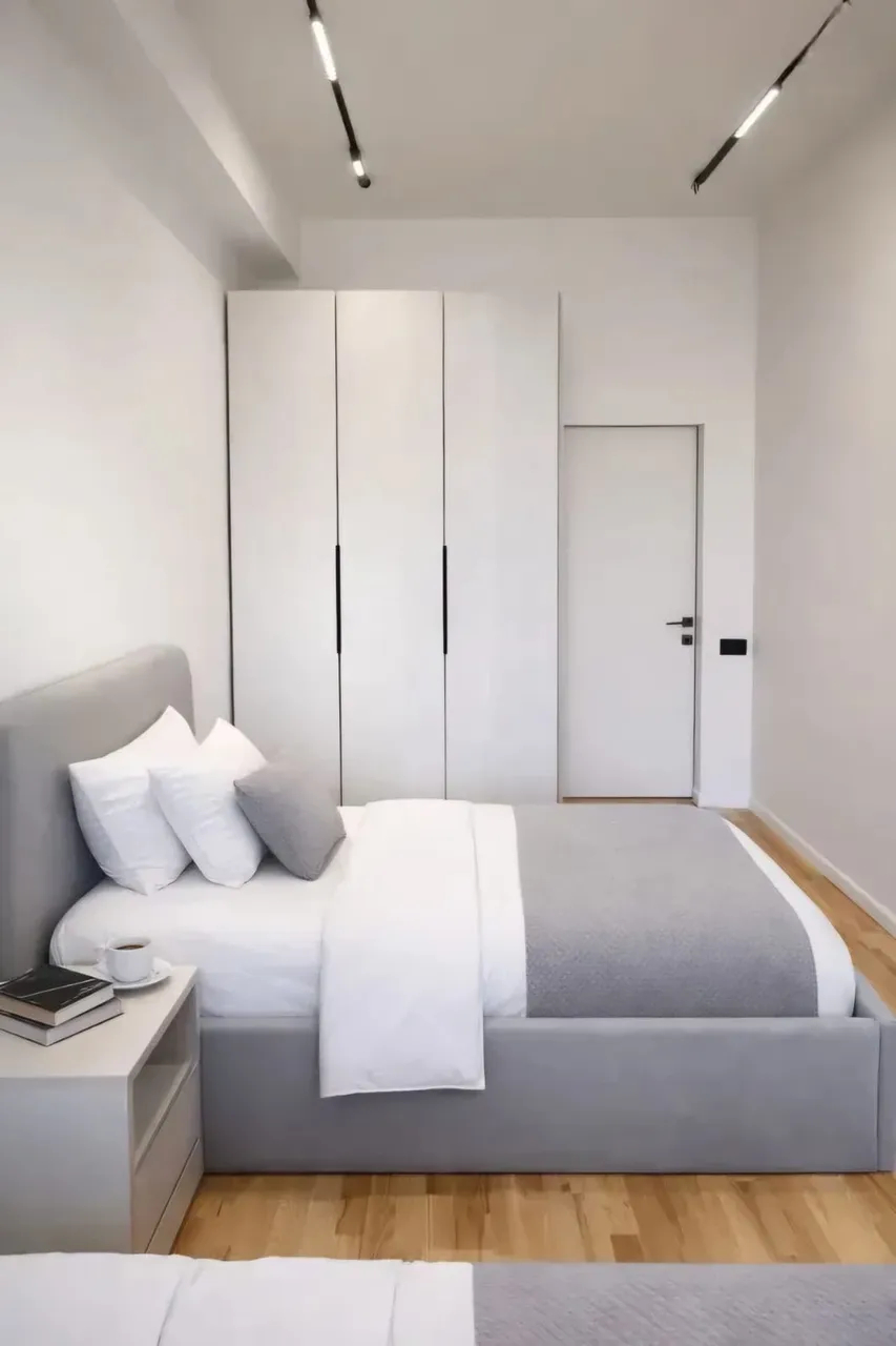 4 bedroom apartment for rent Nalbandyan St, Center Yerevan, 161593