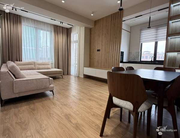 4-bedroom/apartment-for-rent/Adonts+St/Arabkir/Yerevan