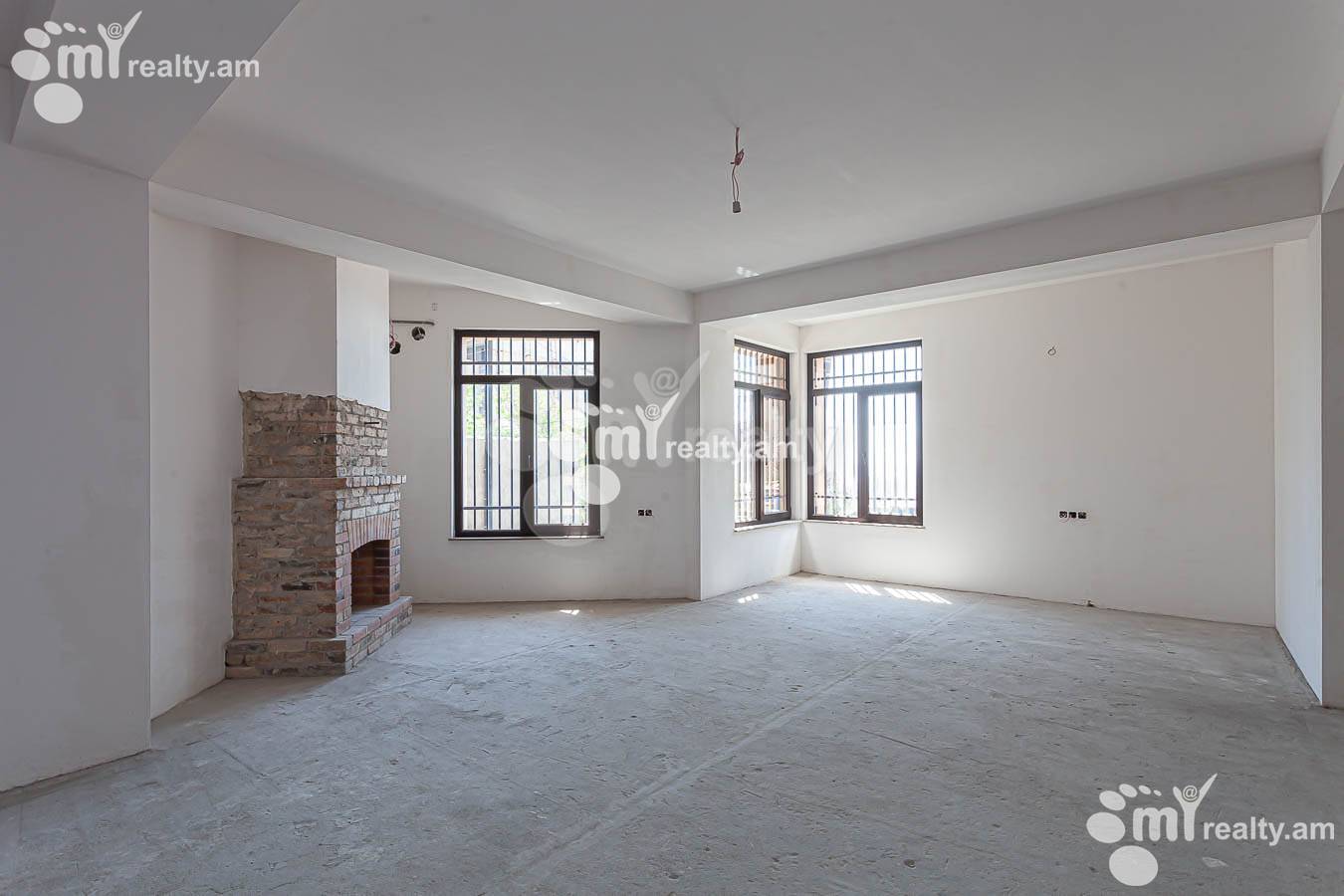 3 bedroom apartment for sale Antarayin St, Center Yerevan, 152871