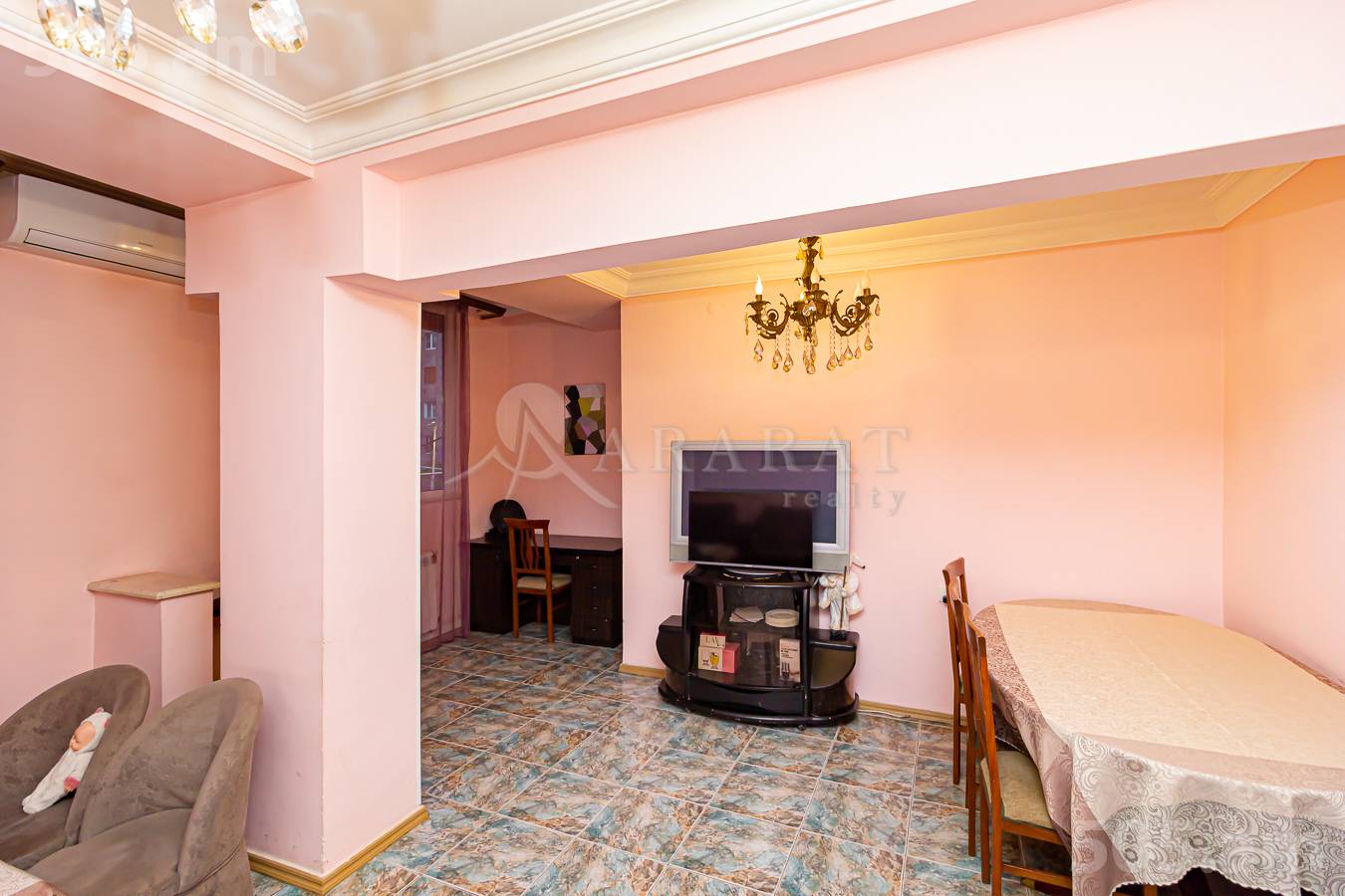 4 bedroom apartment for sale E. Qochar St, Center Yerevan, 153405