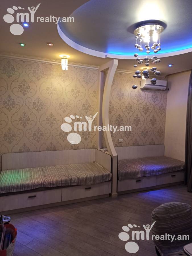 3 bedroom apartment for sale Mashtots Ave, Center Yerevan, 156509