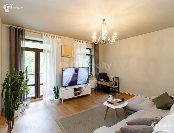 4-bedroom/apartment-for-sale/Buzand+St/Center/Yerevan