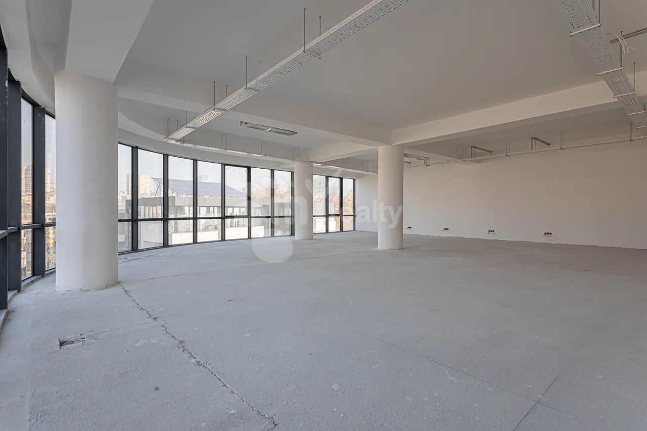 Commercial property for rent Azatutyan Ave, Arabkir Yerevan, 158322