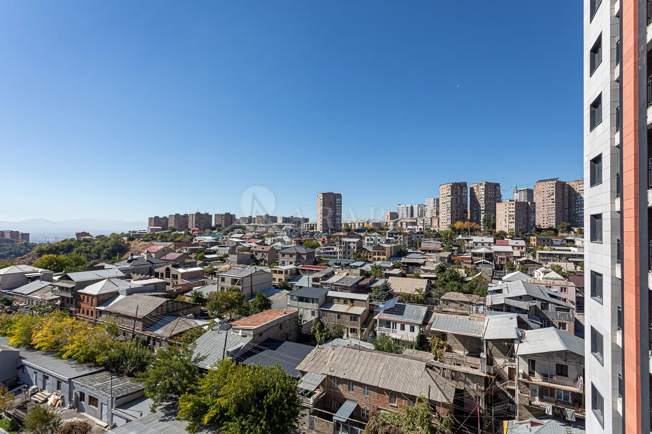 4 bedroom apartment for sale خیابان اِمینِسکی, کاناکِر – زیتون ایروان, 157244