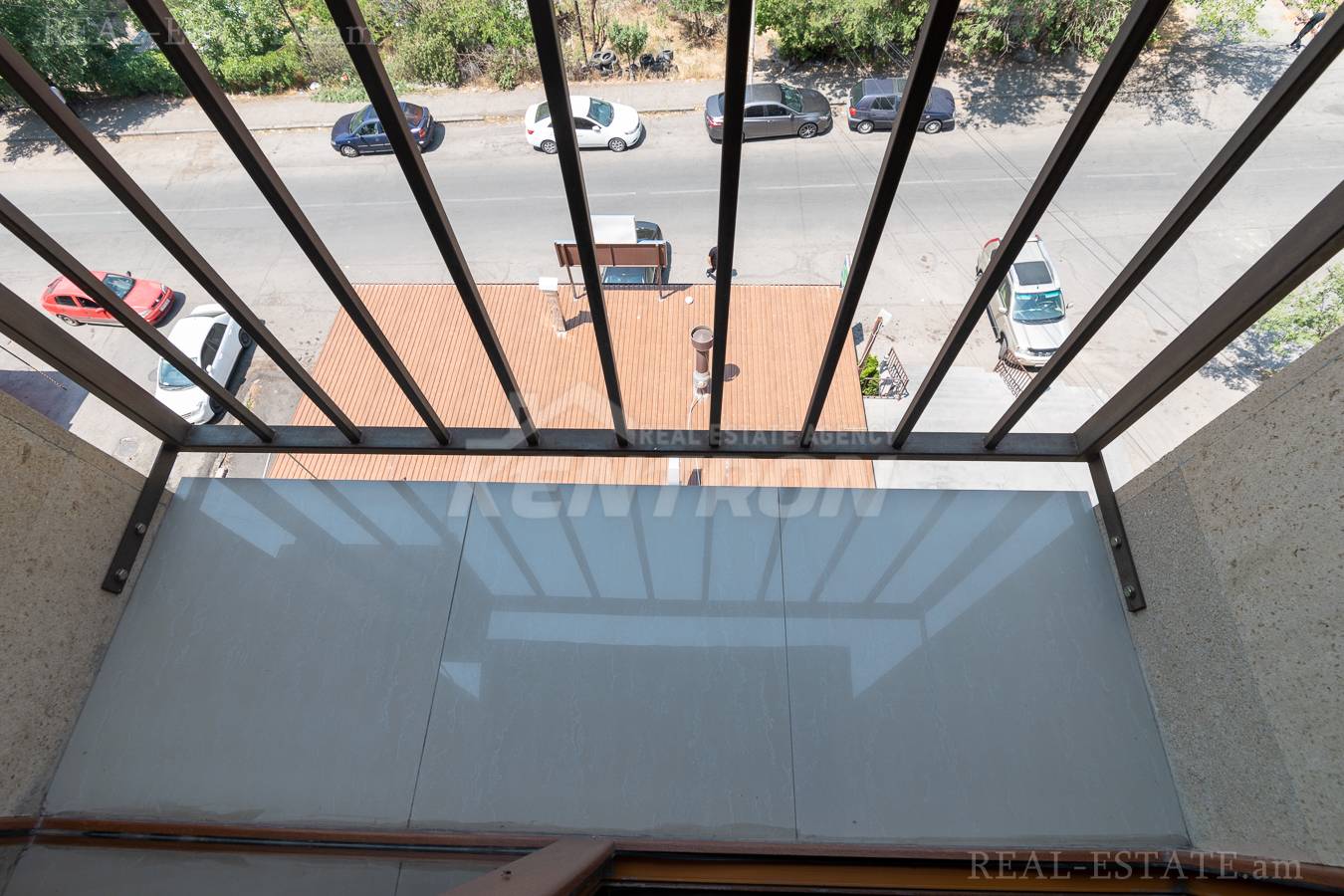 3 սենյականոց բնակարան  Մոլդովական փող, Նոր Նորք Երևան, 137933