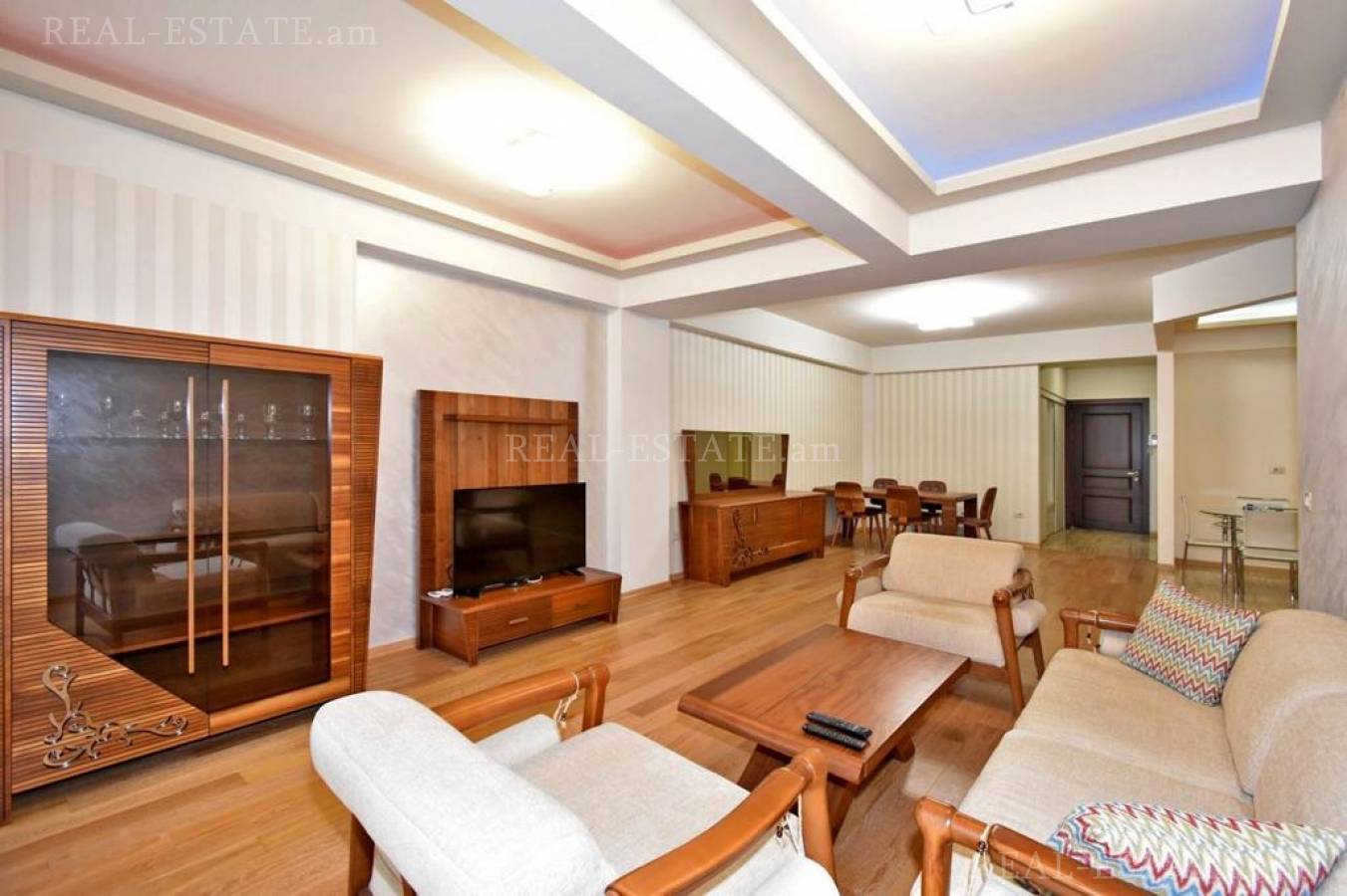 4 bedroom apartment for rent Leo St, Center Yerevan, 128238