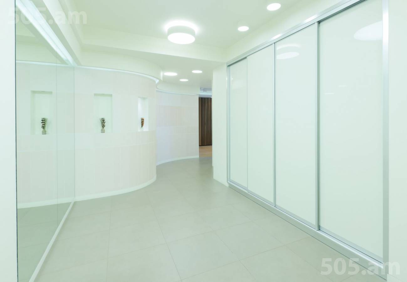 4 սենյականոց բնակարան  Վարդանանց փող, Կենտրոն Երևան, 146807