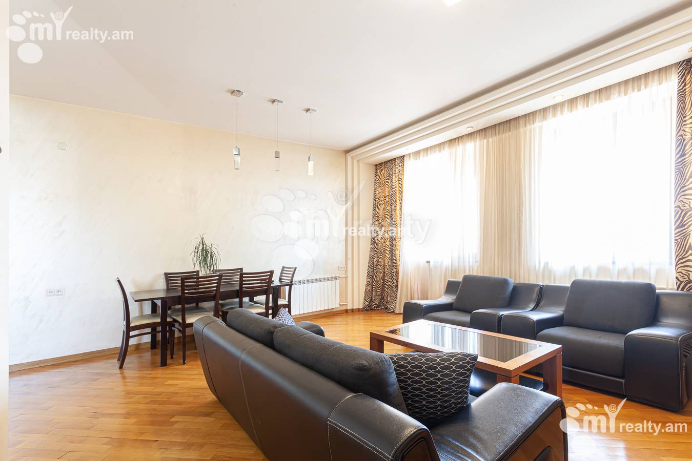 3 bedroom apartment for sale rue d'Amiryan, Center Yerevan, 155358