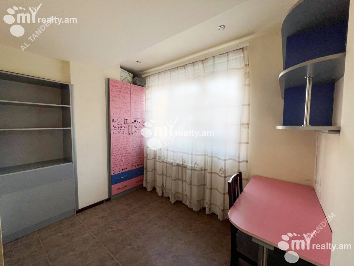 3 սենյականոց բնակարան  Բաղրամյան պող(Կենտրոն), Կենտրոն Երևան, 134100