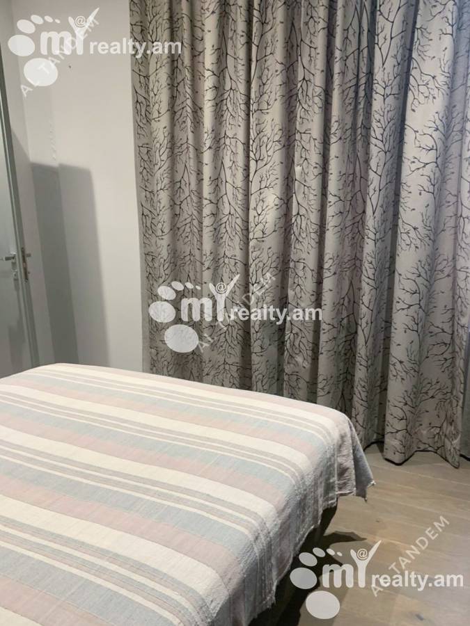 3 bedroom apartment for sale Amiryan St, Center Yerevan, 161202