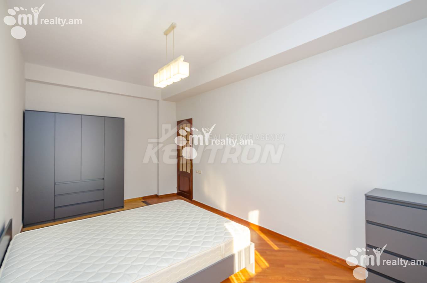 4 bedroom apartment for rent Yekmalyan St, Center Yerevan, 153463