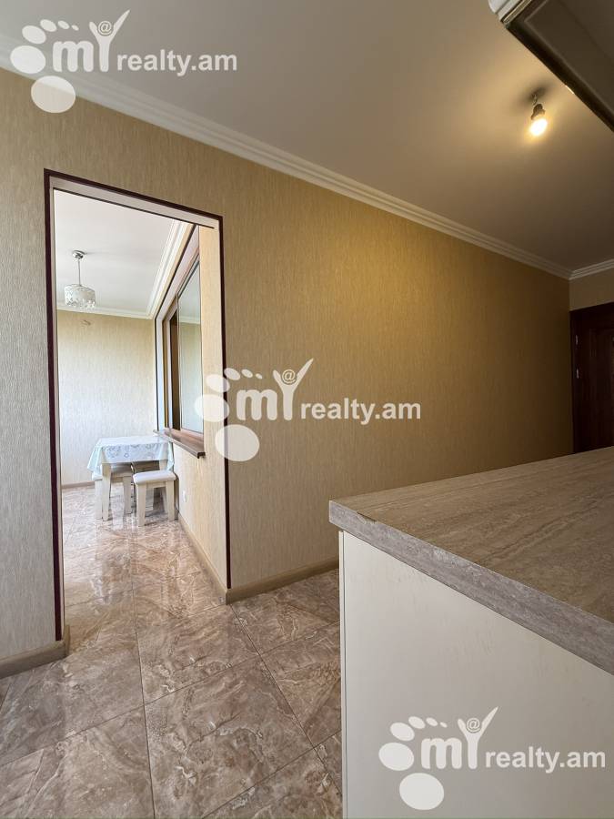 4 bedroom apartment for sale خیابان وراساکان, عربگیر ایروان, 156397