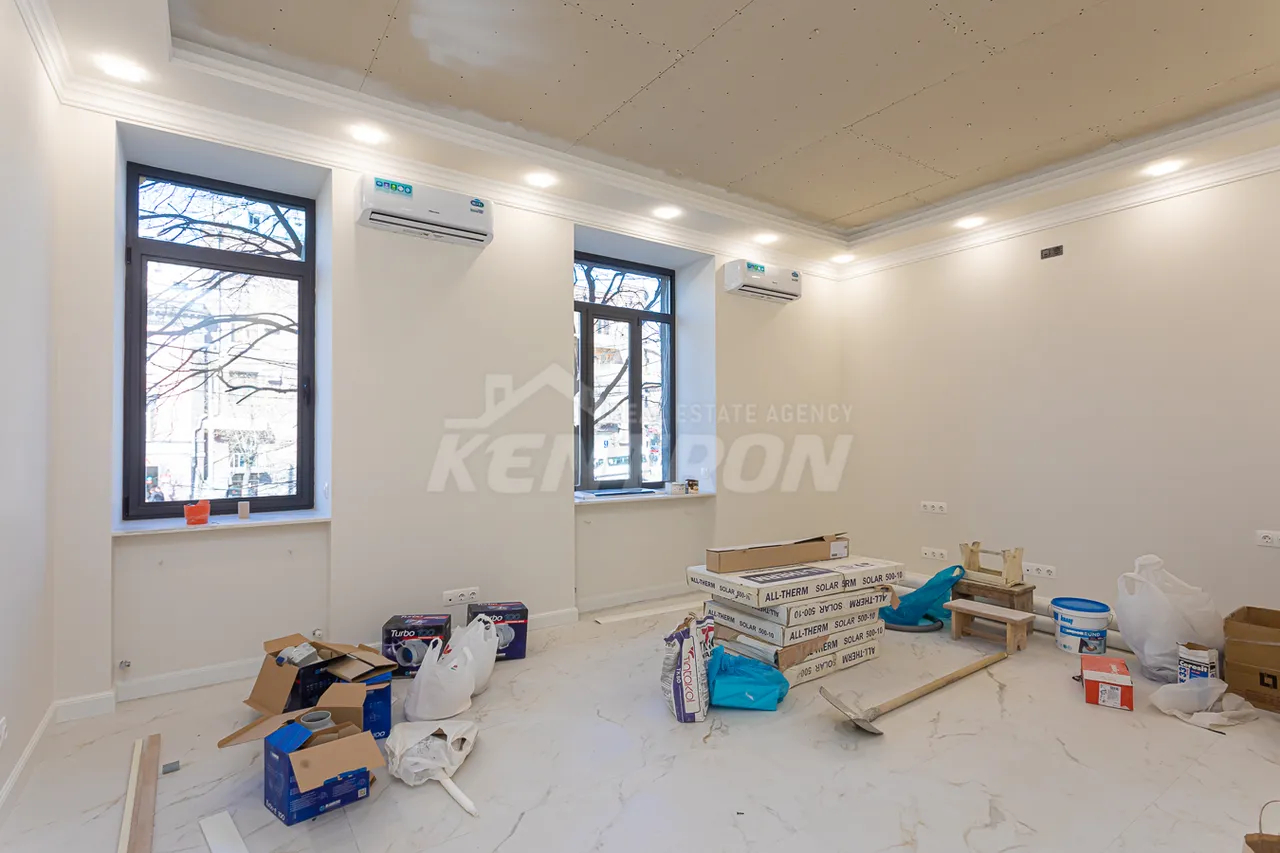 Commercial for sale خیابان ابوویان, مرکز شهر ایروان, 159427