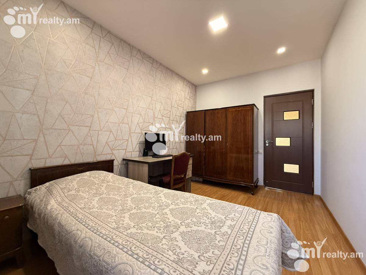 4 bedroom apartment for sale Vardanants St, Center Yerevan, 156665