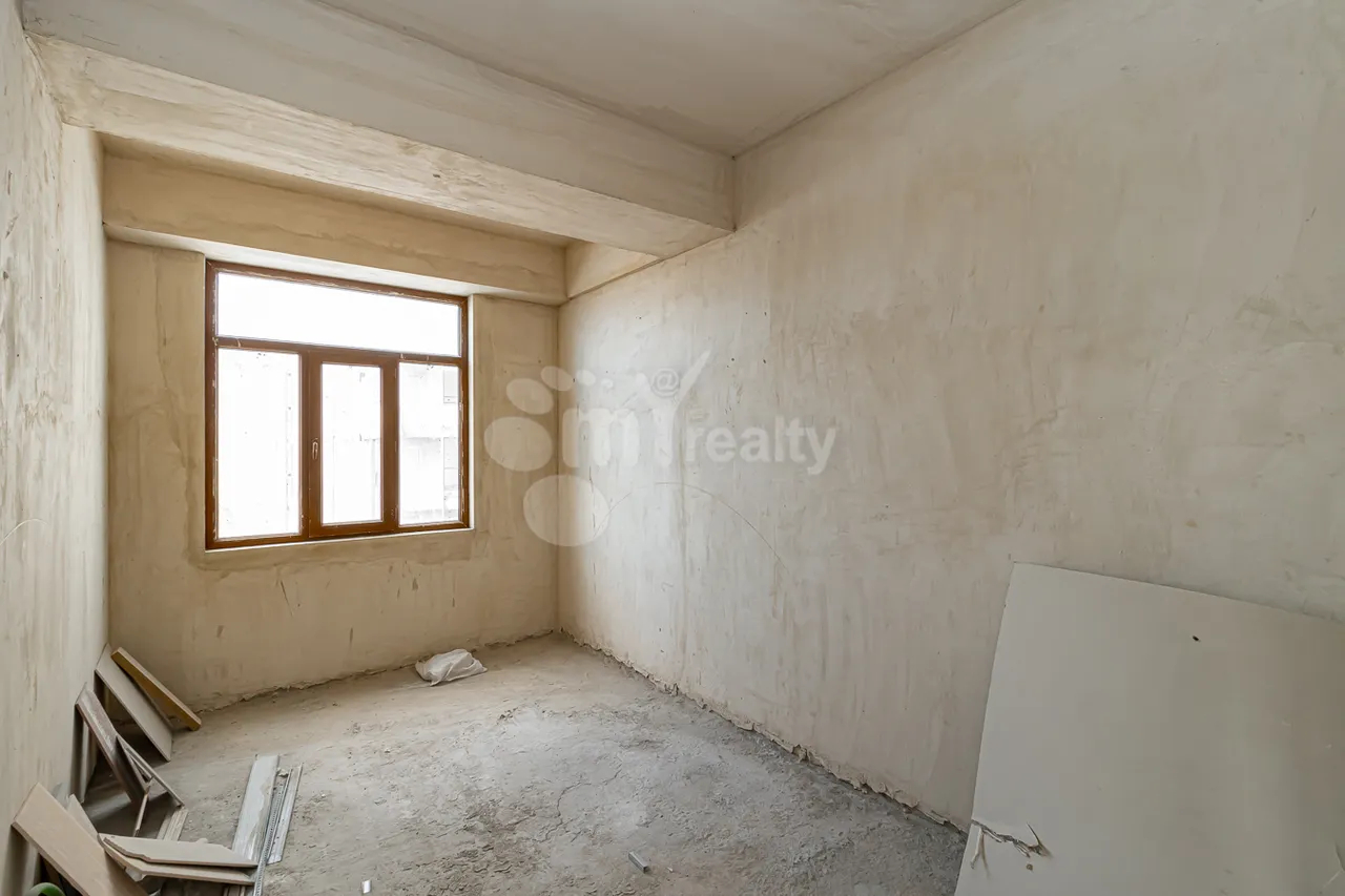 4 սենյականոց բնակարան  Կոմիտասի պող, Արաբկիր Երևան, 159972