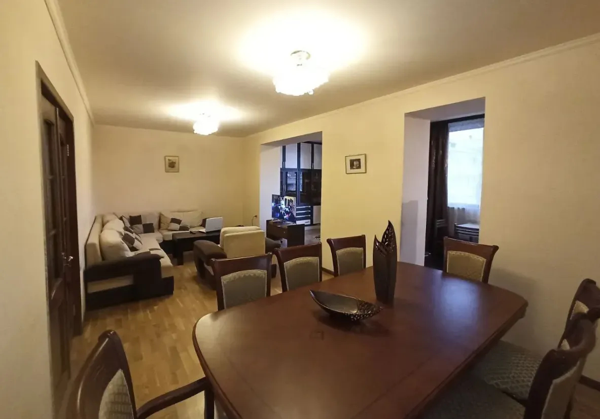 3 bedroom apartment for sale Azatutyan Ave, Arabkir Yerevan, 160405