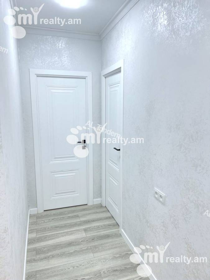 3 սենյականոց բնակարան  Կոմիտասի պող, Արաբկիր Երևան, 153060