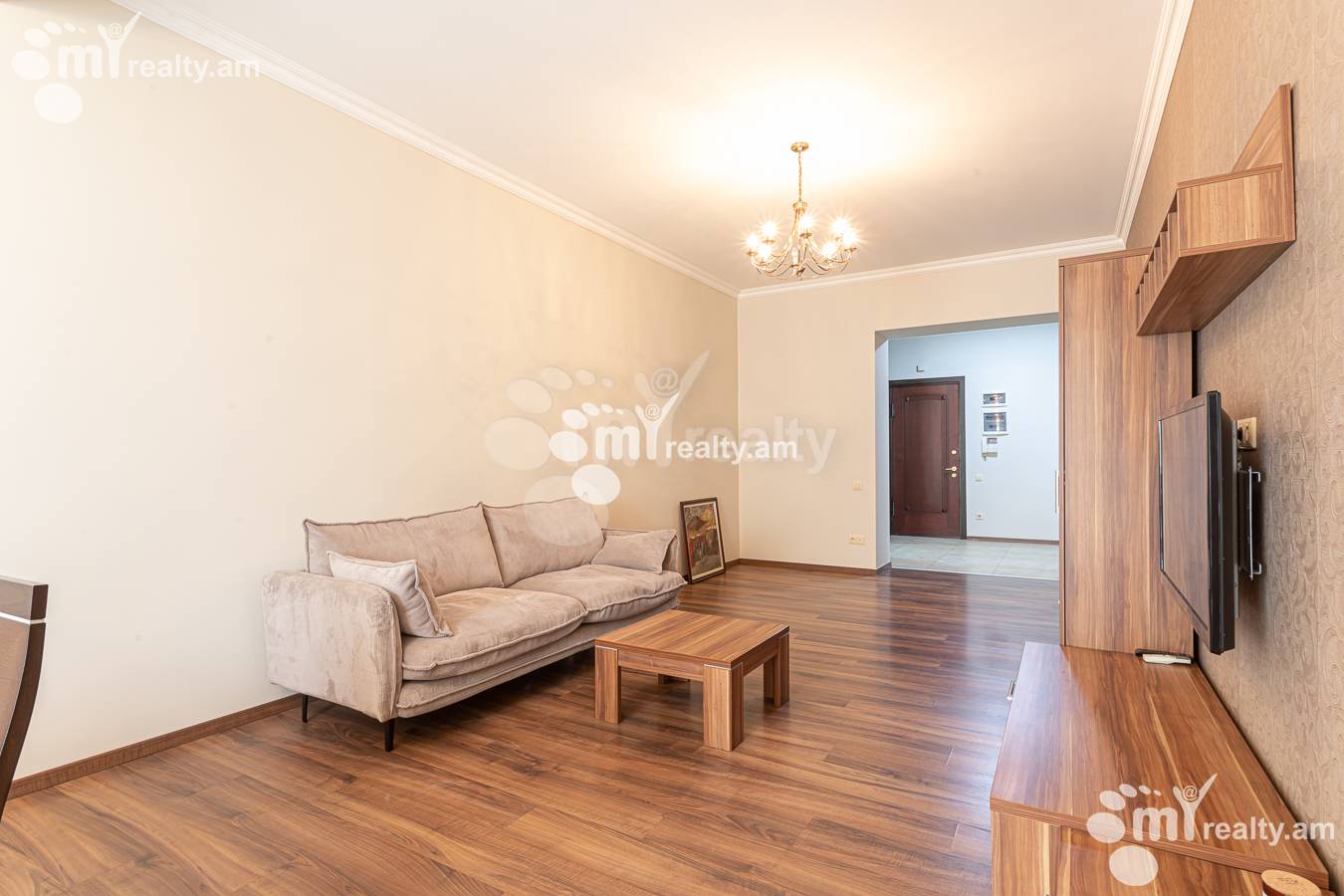 3 bedroom apartment for rent Aram St, Center Yerevan, 156276