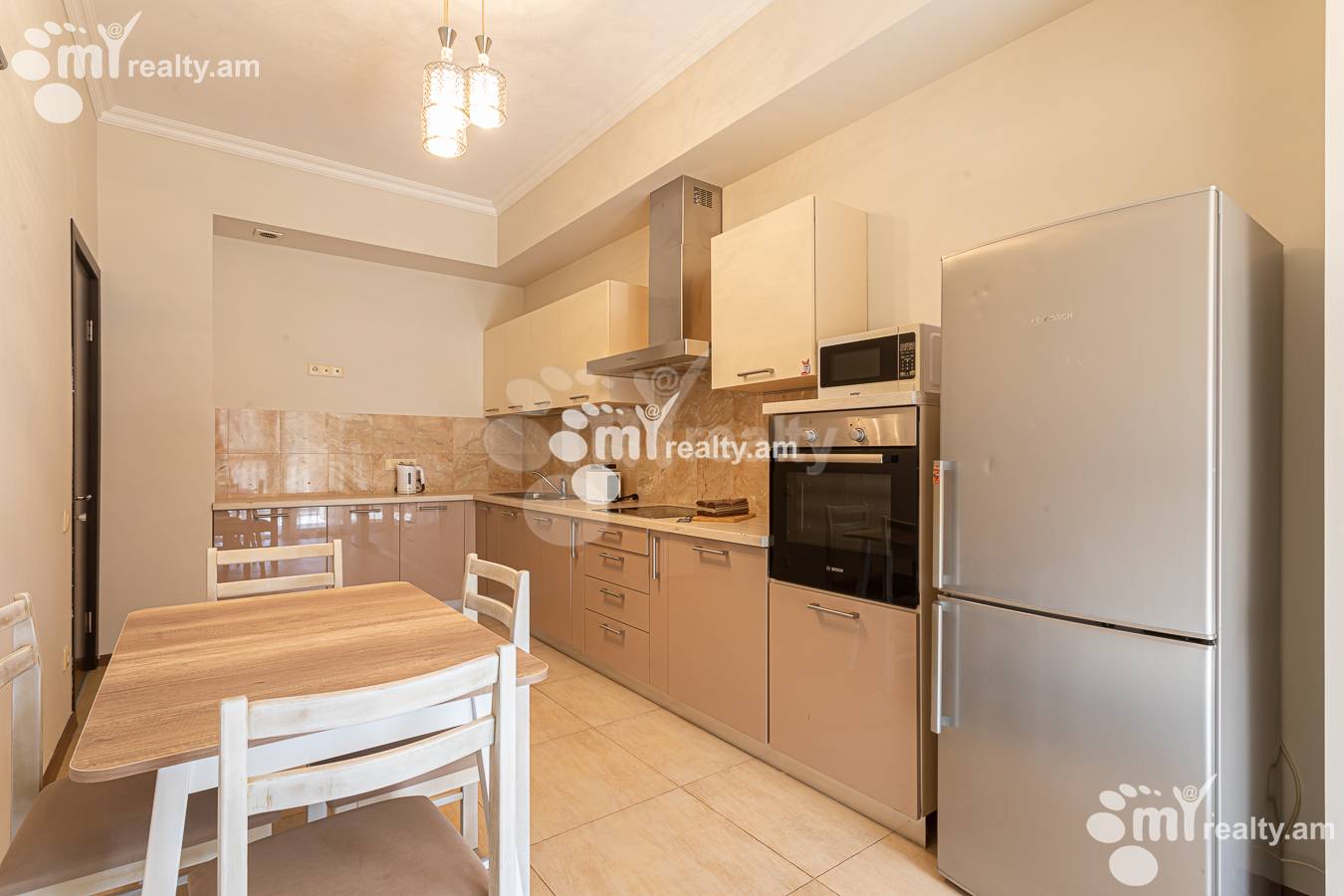 3 bedroom apartment for rent Aram St, Center Yerevan, 156276
