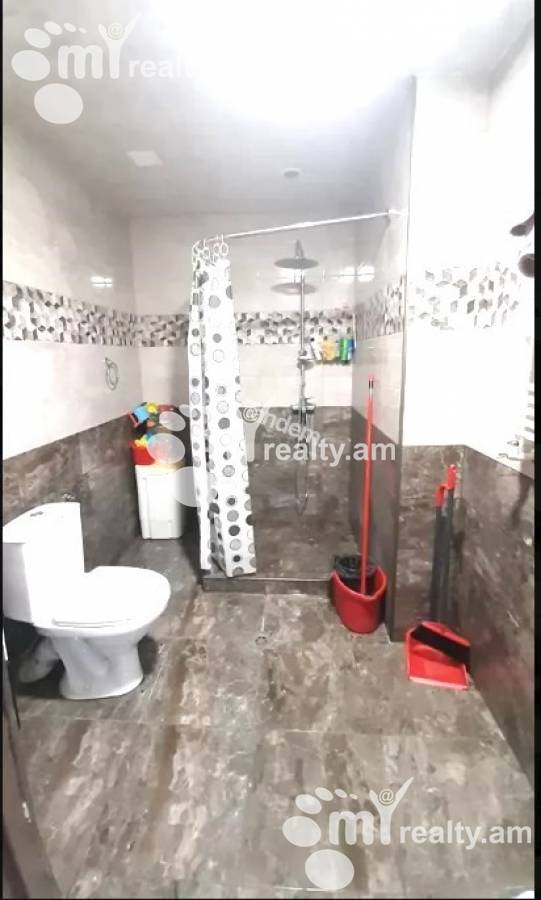 3 bedroom apartment for sale خیابان فوچیک, آچاپنیاک ایروان, 142910
