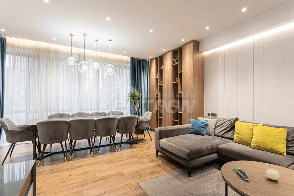 varcov-bnakaran/3-senyakanoc/Buzand+St/Center/Yerevan