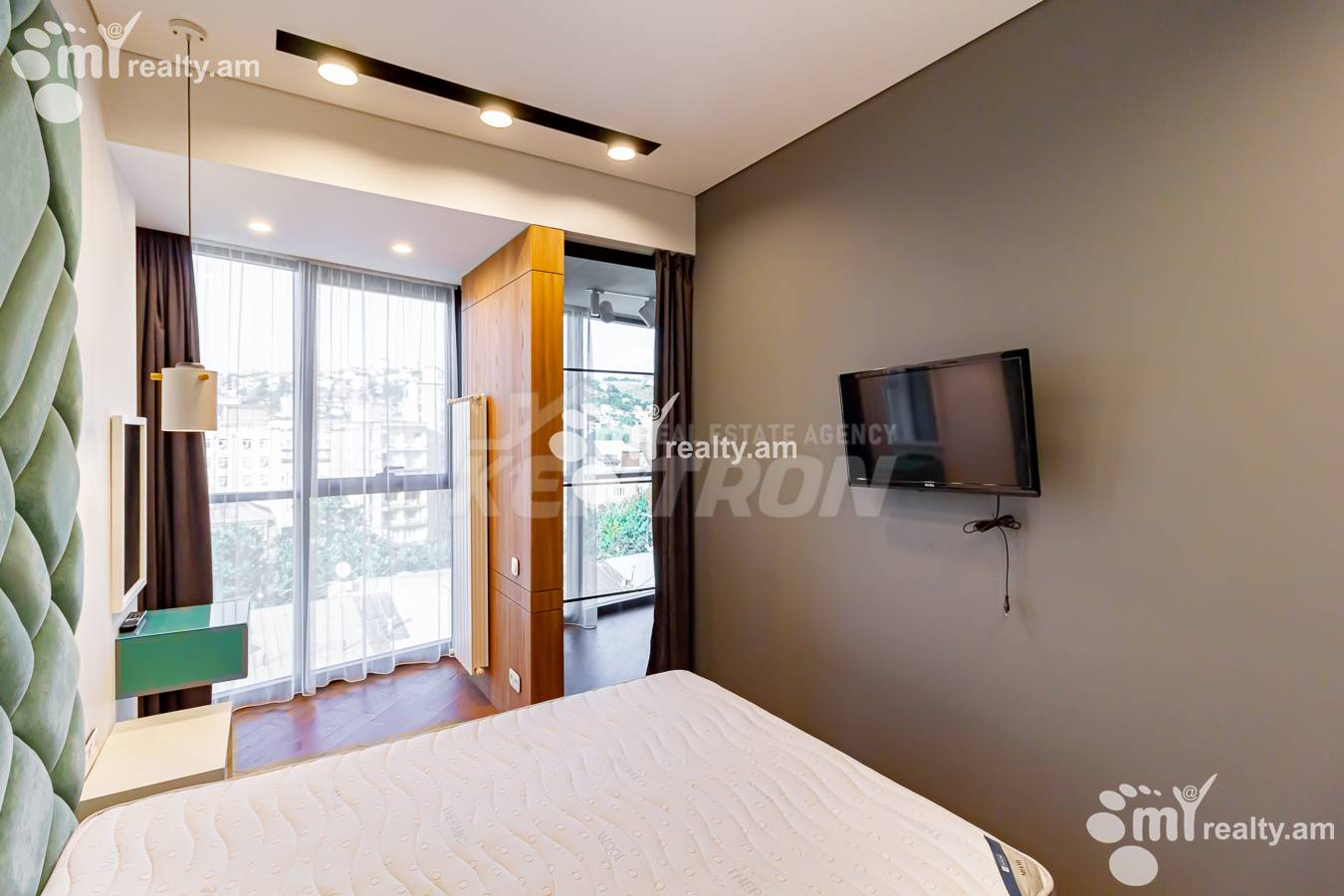 3 bedroom apartment for sale Nalbandyan St, Center Yerevan, 151873