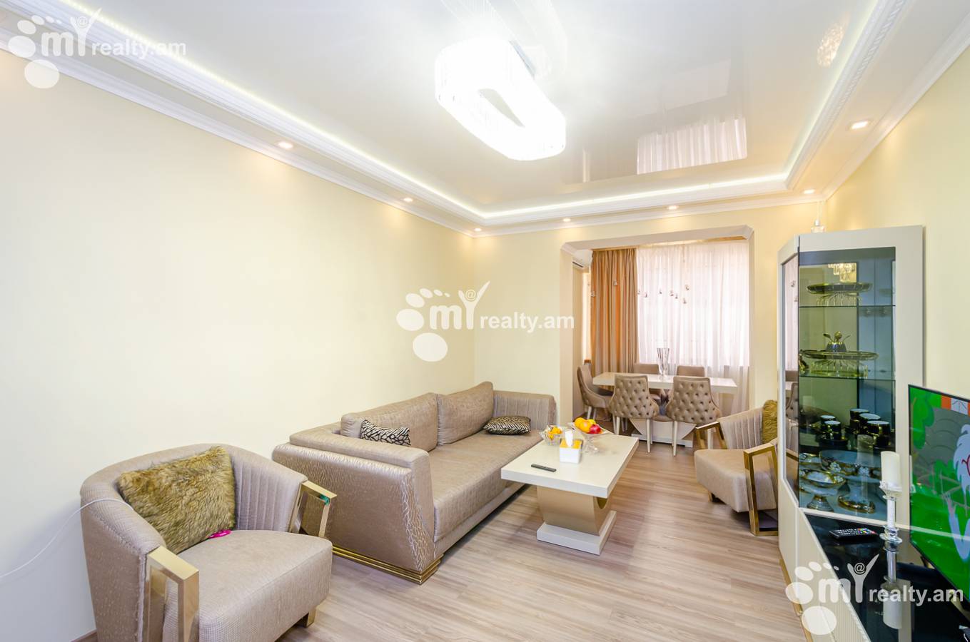 3 bedroom apartment for sale خیابان واهر. پاپازیان, عربگیر ایروان, 144066