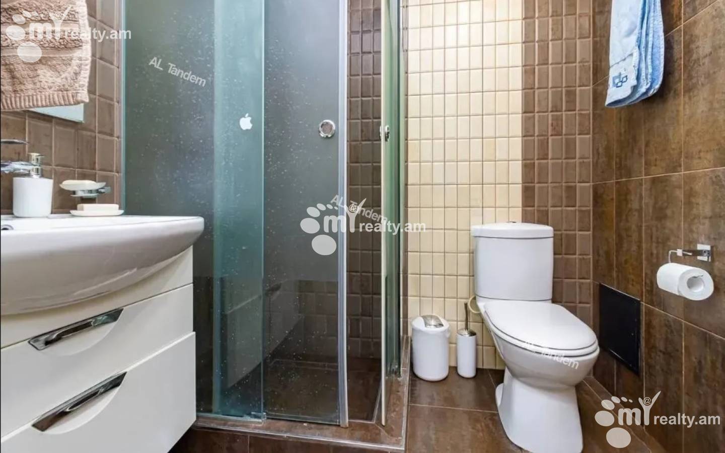 Купить 3 комнатную квартиру Нар Дос ул, Центр Ереван, 158191