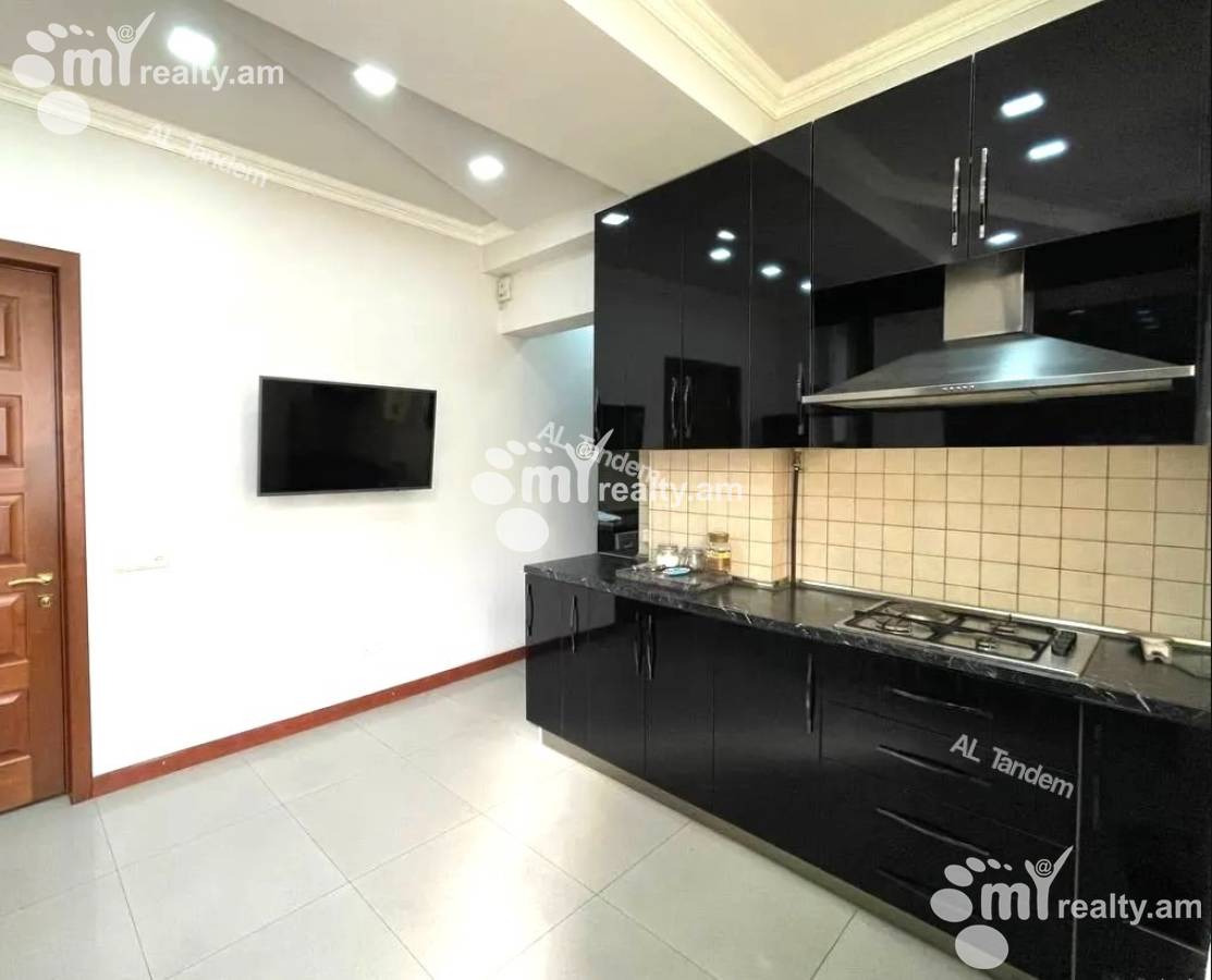 4 bedroom apartment for rent Pushkin St, Center Yerevan, 140285