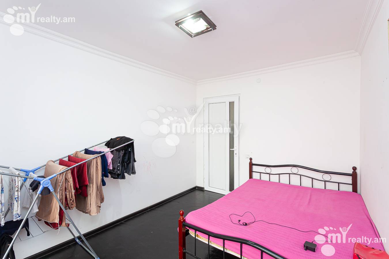 3 bedroom apartment for sale Abovyan St, Center Yerevan, 148913