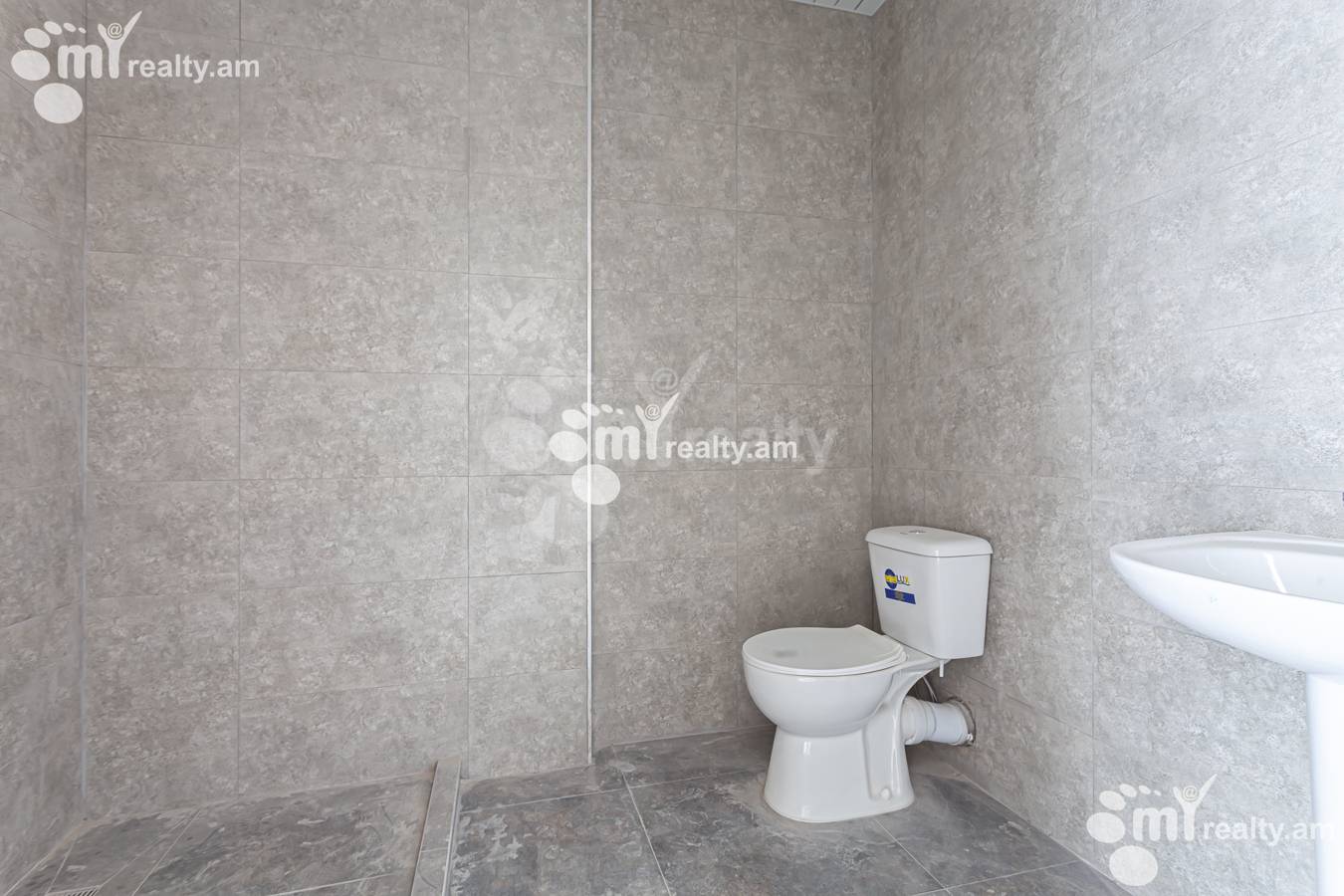 3 սենյականոց բնակարան  Գրիբոեդովի փող, Արաբկիր Երևան, 156050