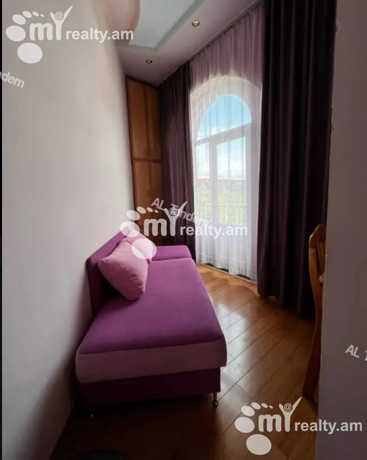 2 bedroom apartment for sale (خیابان باقرامیان (عربکیر, عربگیر ایروان, 141398