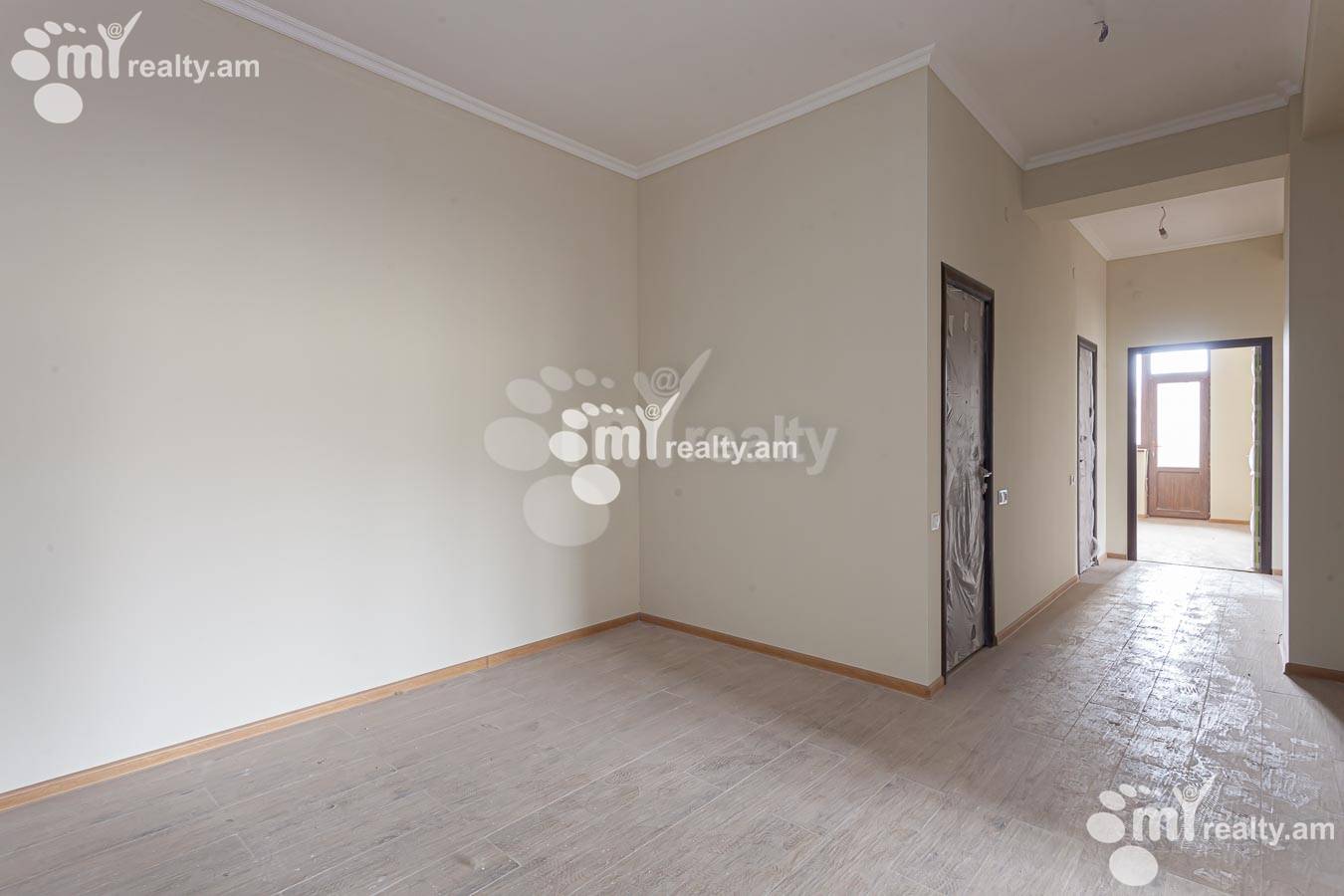 4 bedroom apartment for sale M․ Melqonyan str, Center Yerevan, 155075