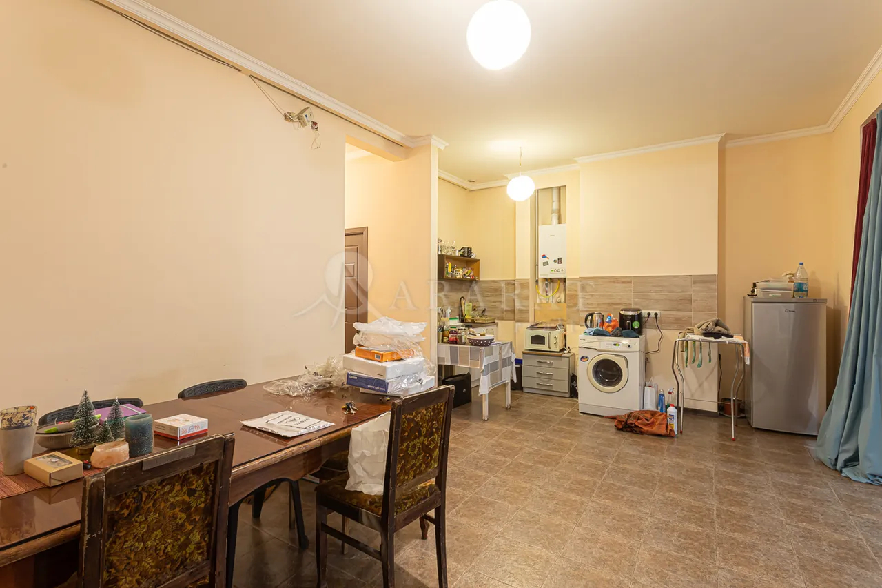 3 bedroom apartment for sale خیابان تِریان, مرکز شهر ایروان, 159607