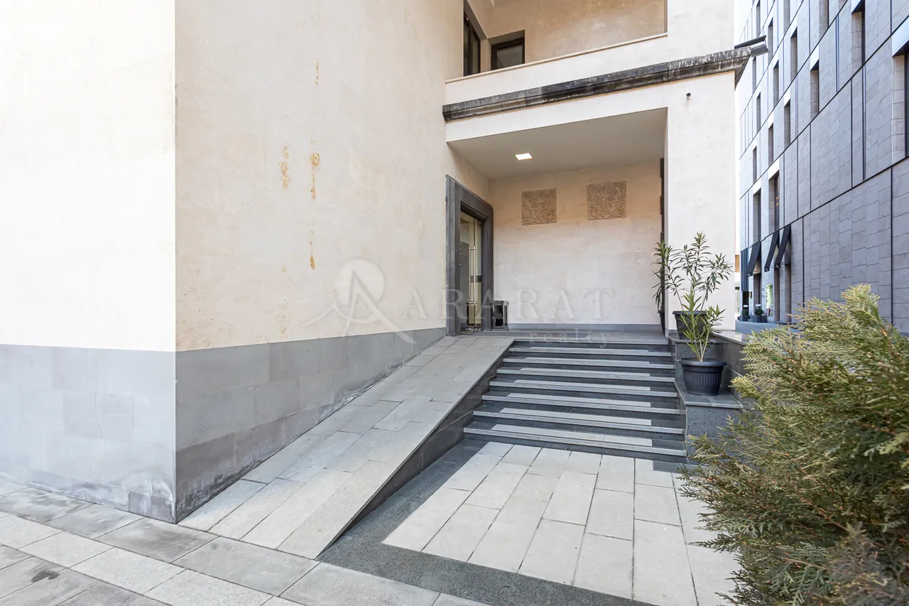 4 bedroom apartment for sale Pushkin St, Center Yerevan, 157581