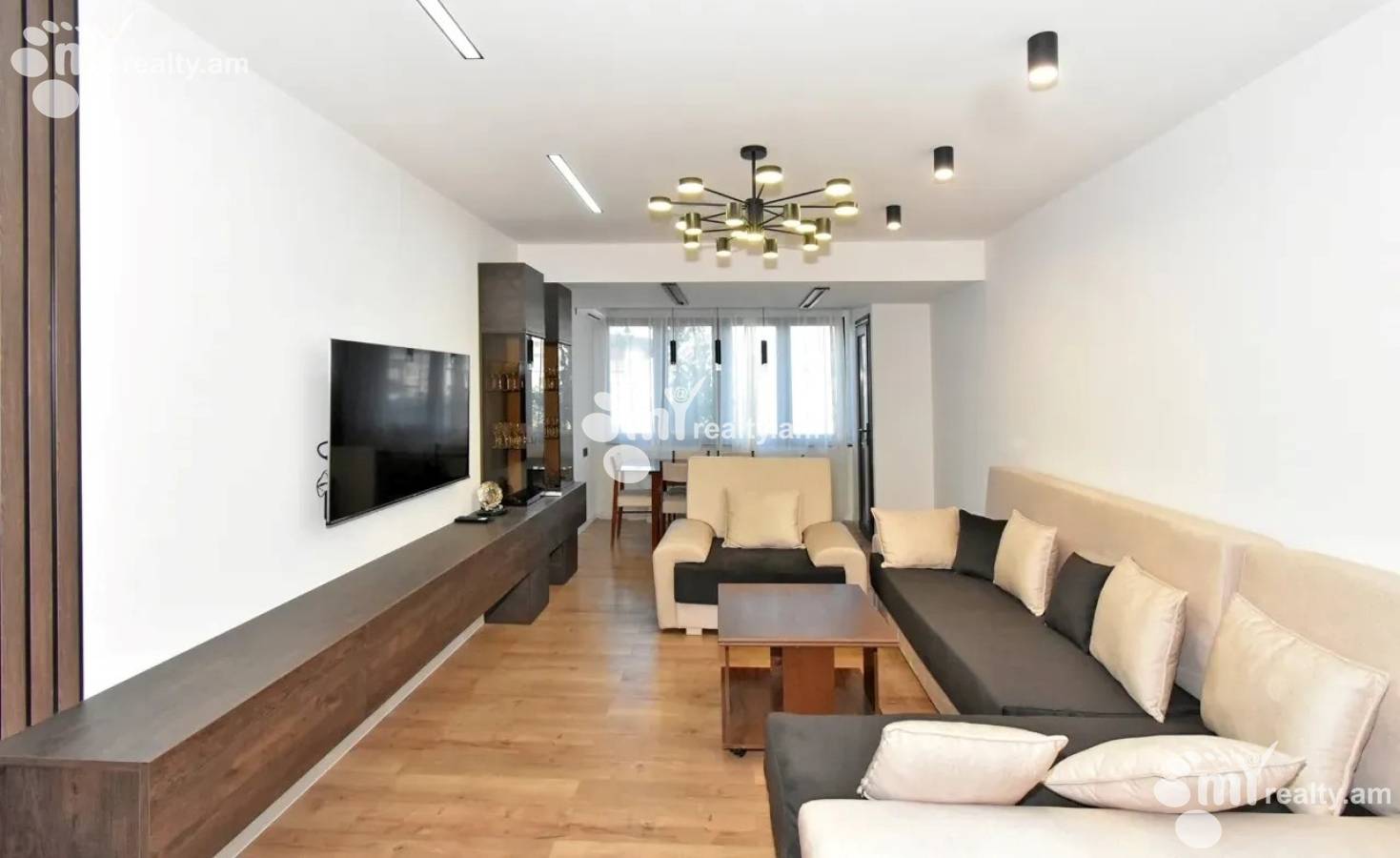3 bedroom apartment for rent Israelyan St, Center Yerevan, 160692