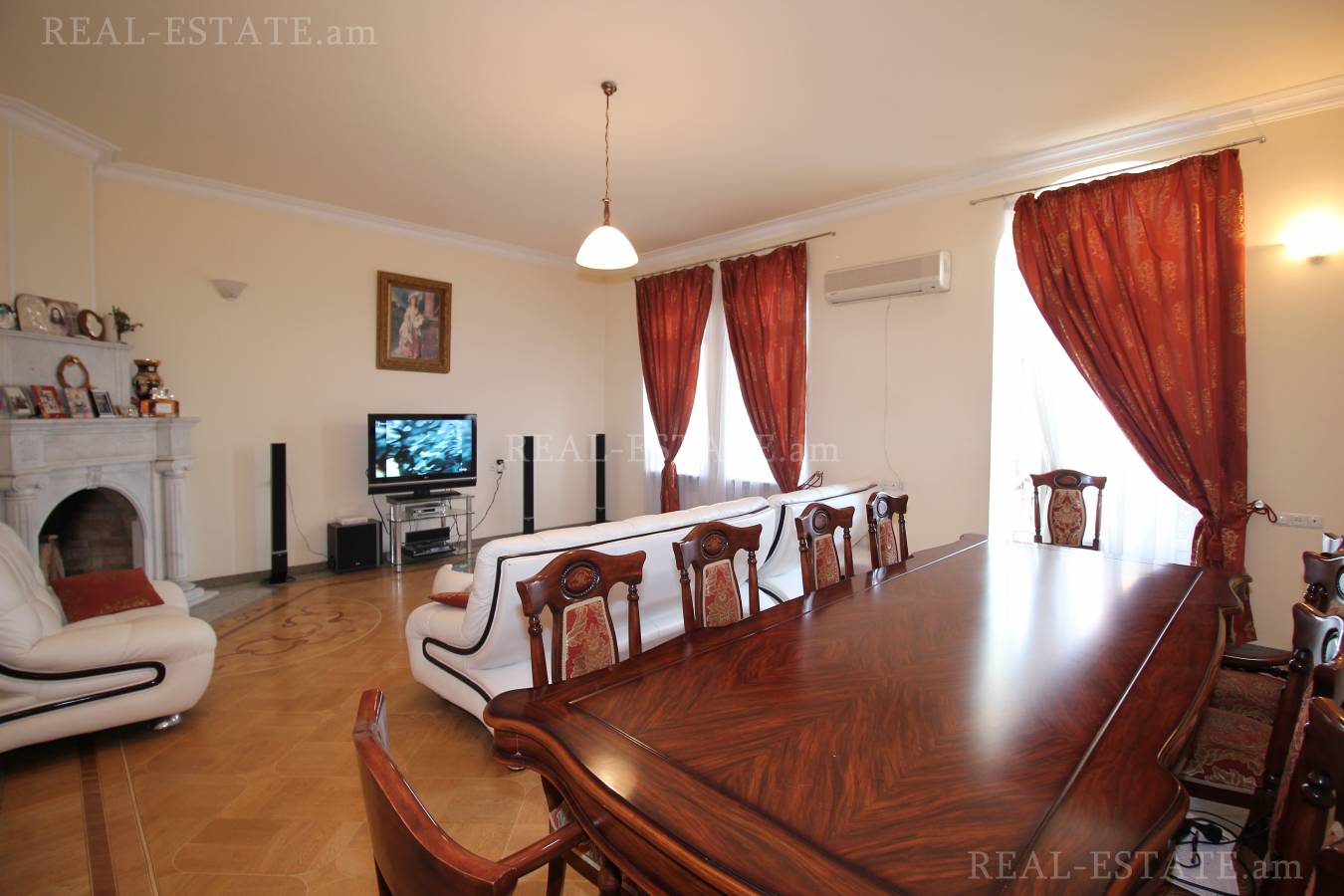 4 սենյականոց բնակարան  Պարոնյան փող, Կենտրոն Երևան, 86934