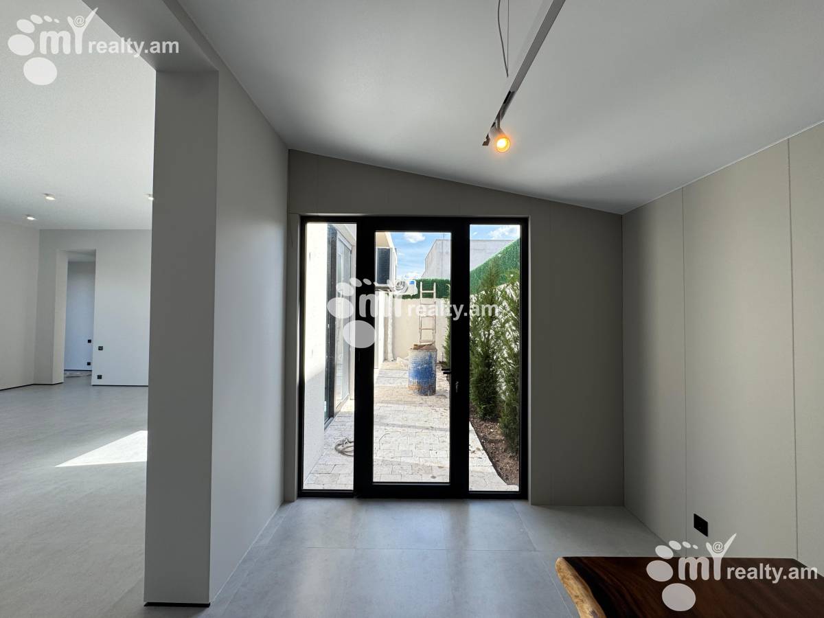 House for sale Zovuni dis, زوونی کوتایک, 160132