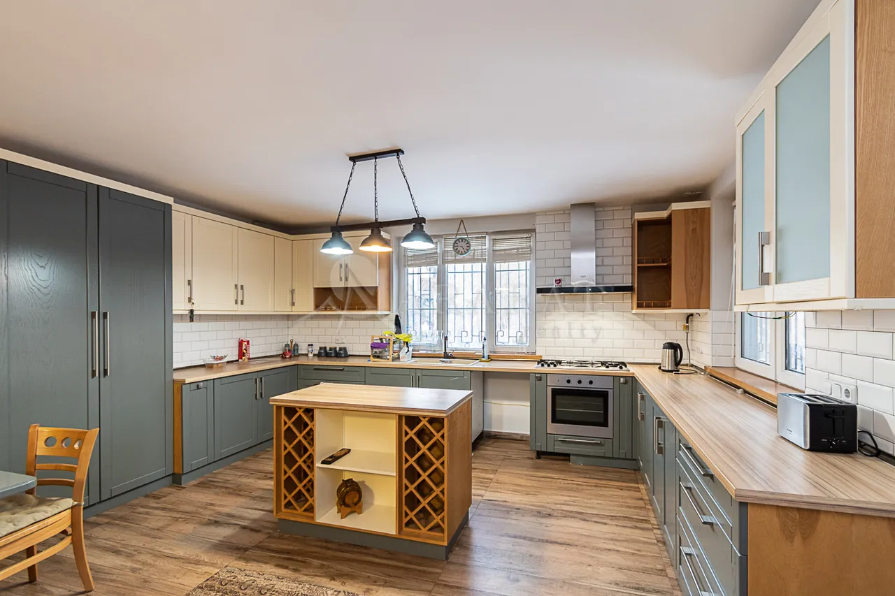 Առանձնատուն  Վահագնի թաղ., Վահագնի թաղամաս Երևան, 159112