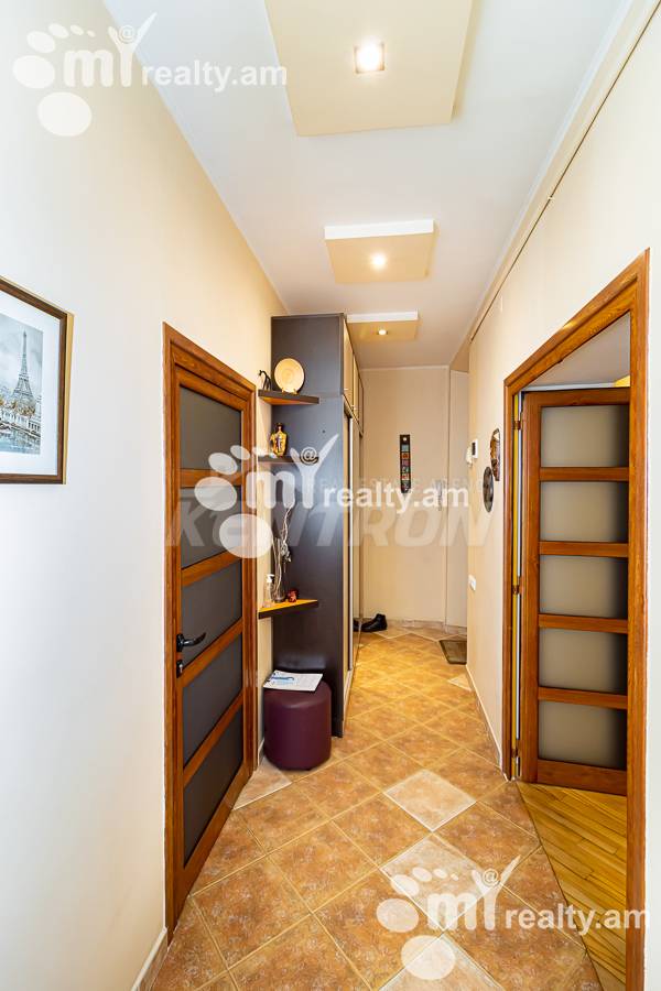 2 bedroom apartment for sale خیابان کومیتاس, عربگیر ایروان, 154746