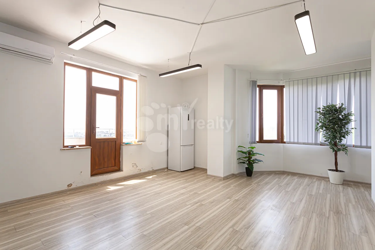 Commercial property for rent V.Papazyan St, Arabkir Yerevan, 160453