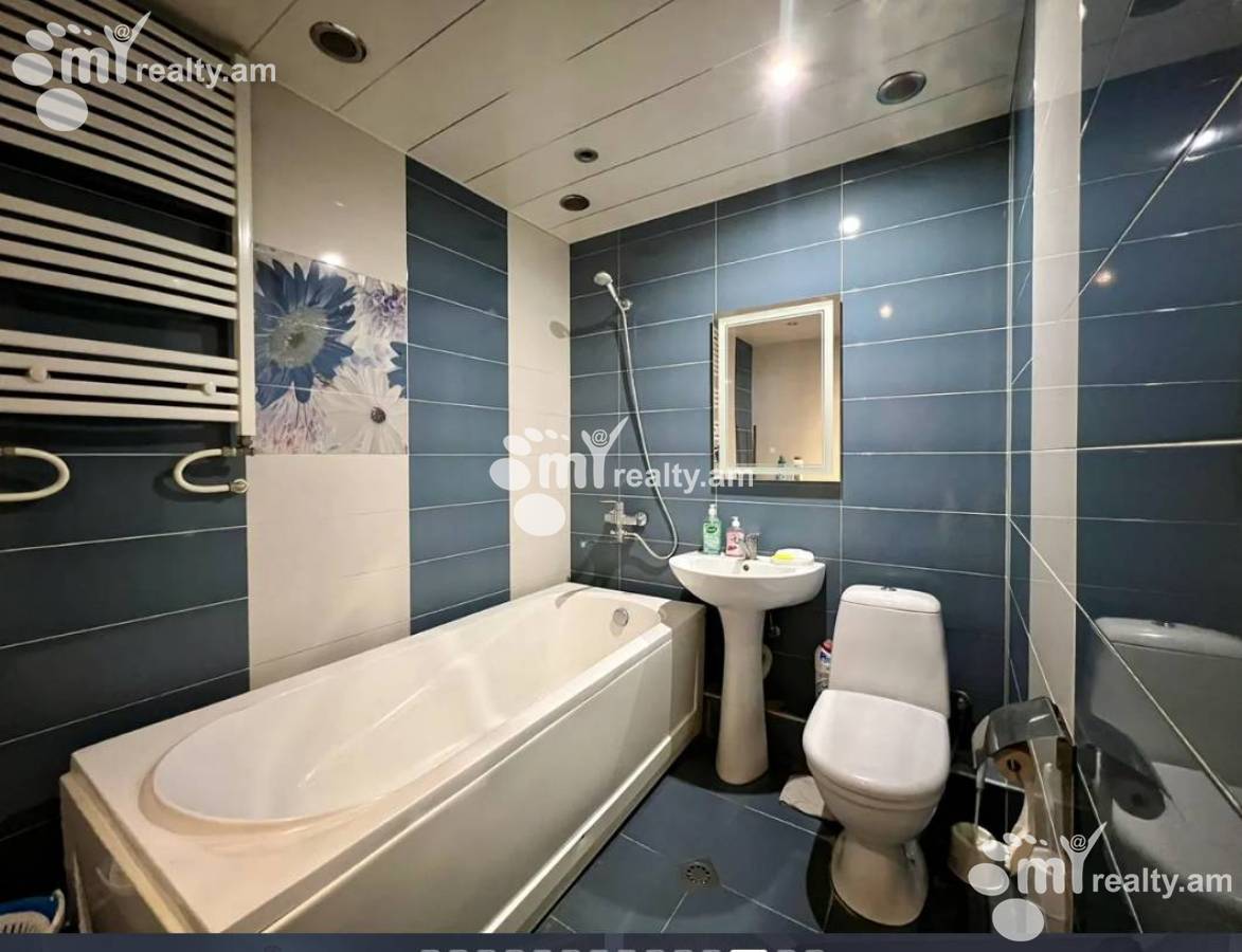 3 սենյականոց բնակարան  Սարյան փող, Կենտրոն Երևան, 155233