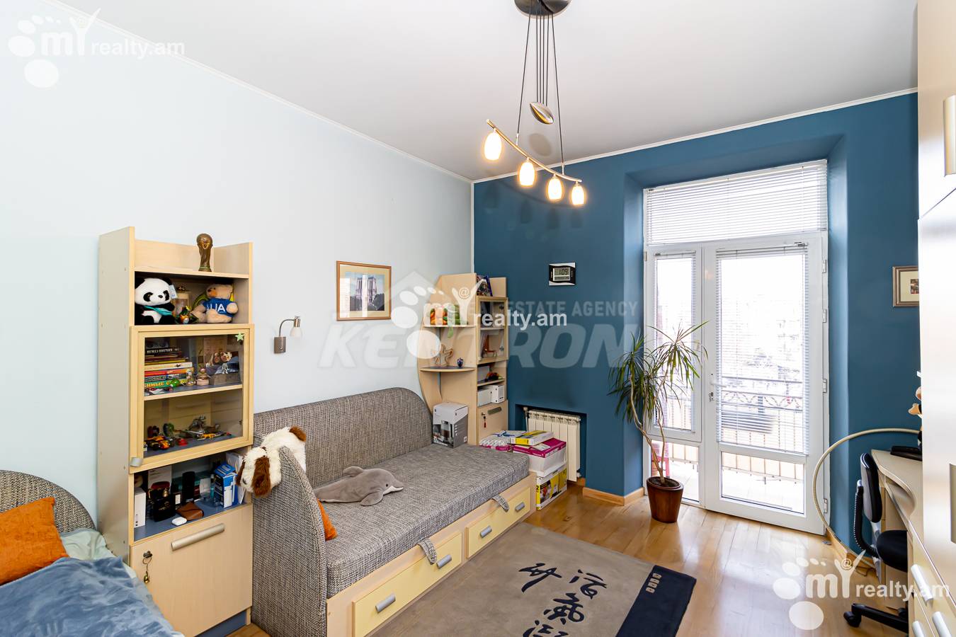 2 bedroom apartment for sale خیابان کومیتاس, عربگیر ایروان, 154746