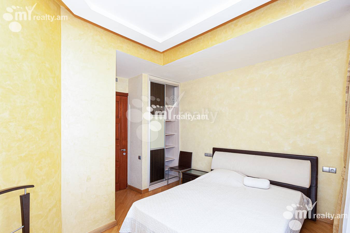 4 bedroom apartment for sale Sarmen St, Center Yerevan, 133557