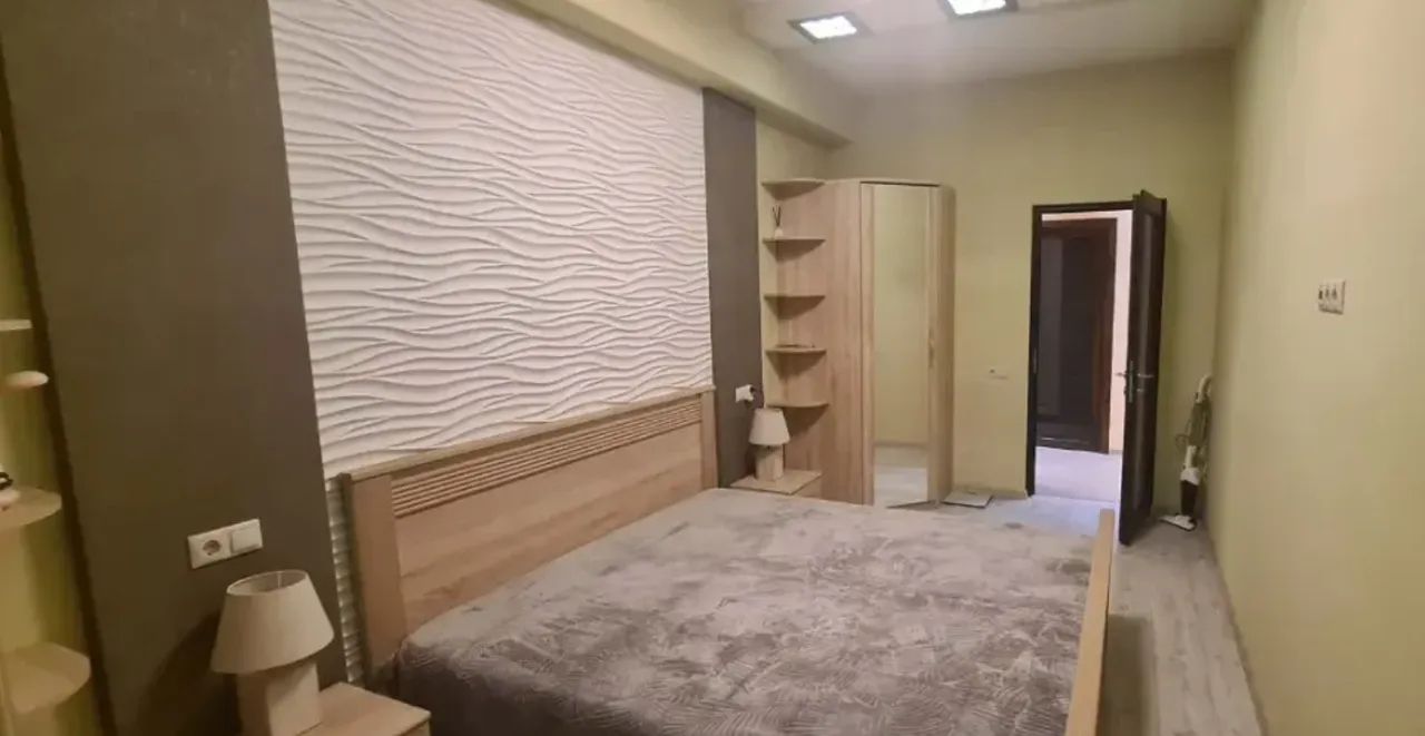 Снять 2 комнатную квартиру Бузанд ул, Центр Ереван, 159586