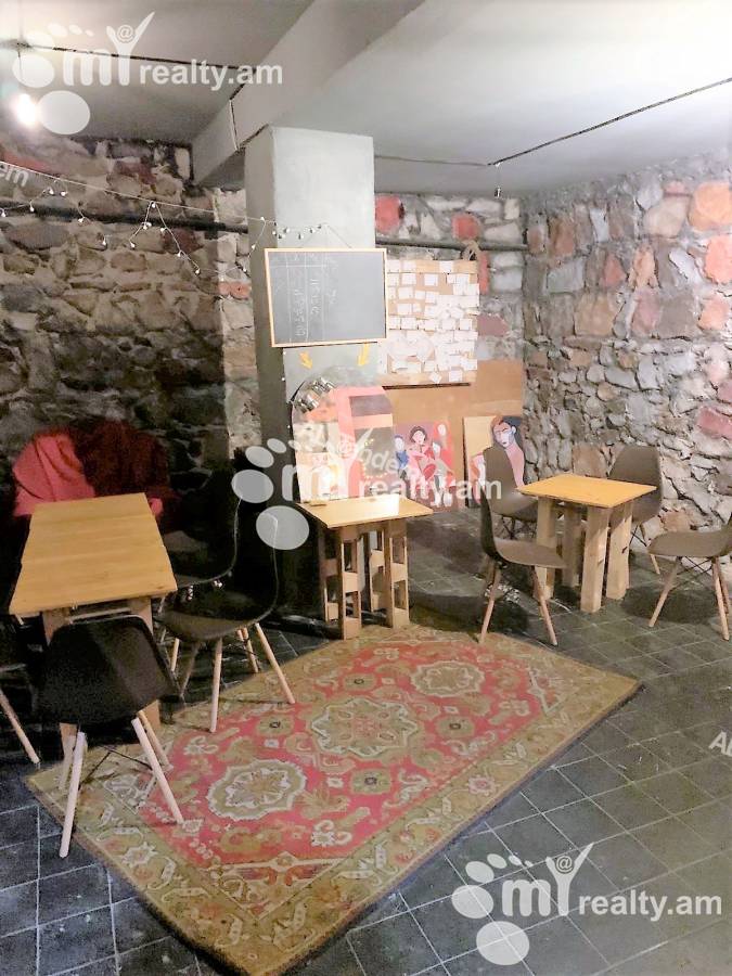 Commercial for sale خیابان موسکوویان, مرکز شهر ایروان, 136030