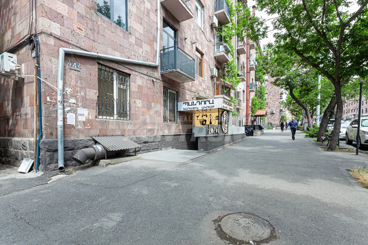 Commercial property for sale Charents St, Center Yerevan, 157293