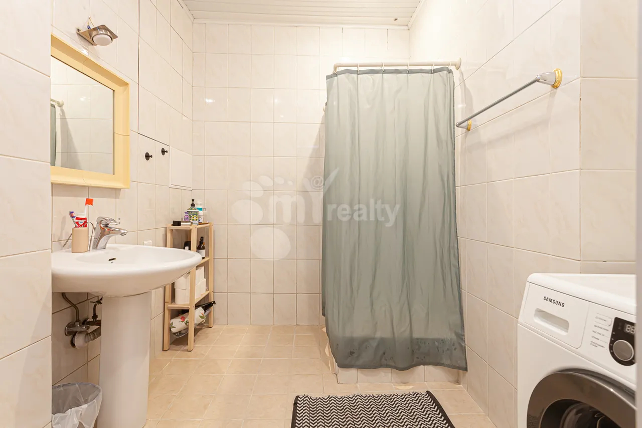 3 bedroom apartment for rent Pushkin St, Center Yerevan, 161840